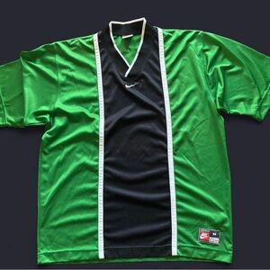 Nike Men's Green and Black Shirt vintage center swoosh size medium jersey